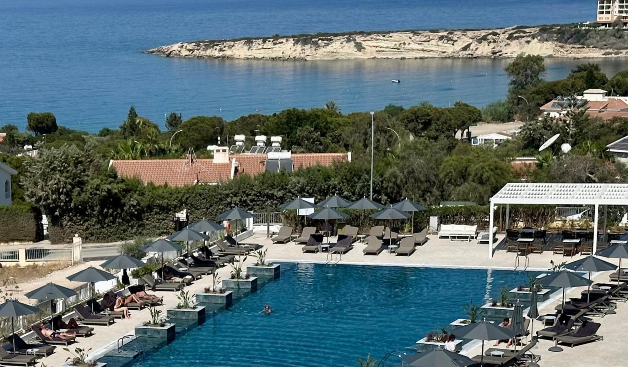 Cali Resort & Spa By Louis Hotels Paphos Buitenkant foto